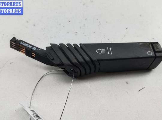 купить Переключатель поворотов на Opel Signum (2003-2008)