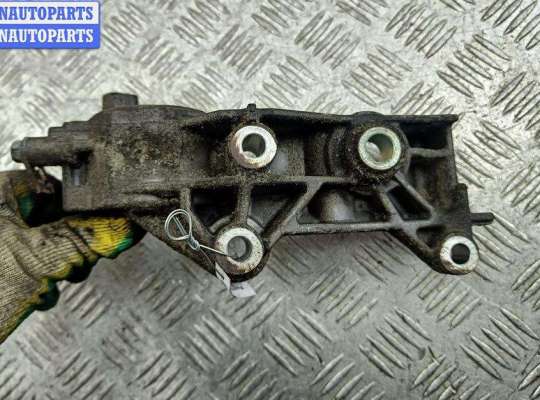 купить Кронштейн генератора на Opel Zafira B (2004-2014)