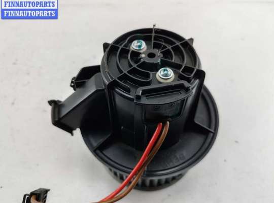 купить Двигатель отопителя (моторчик печки) на Mercedes C-Class W204 (2007-2015)