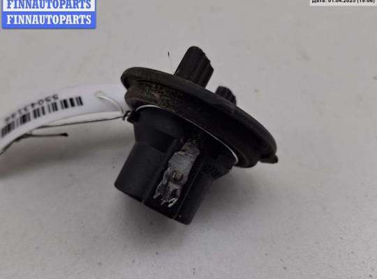 Патрон лампы фары PG1057225 на Peugeot 307