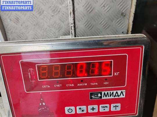 купить Молдинг двери передней правой на Volkswagen Passat B5+ (GP)