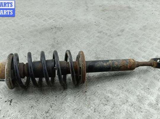 купить Стойка подвески передняя правая на Volkswagen Passat B5+ (GP)