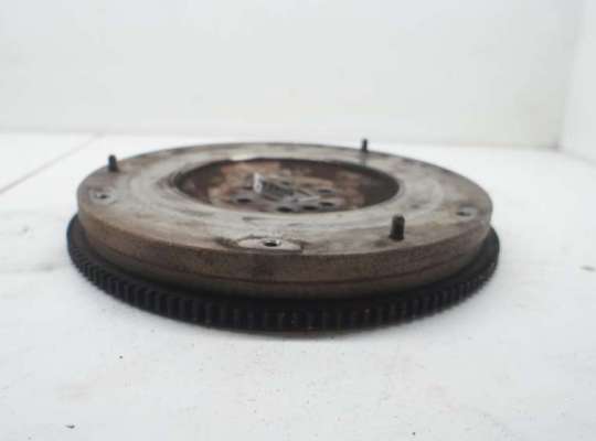 купить Маховик на Ford Focus I (1998-2005)