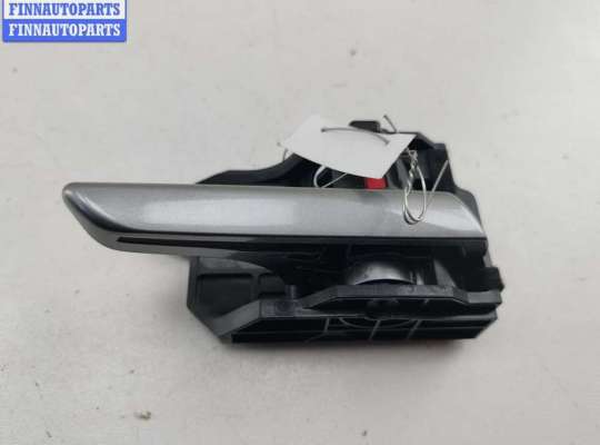 купить Ручка двери внутренняя задняя правая на Mazda 3 (2018- ) BP