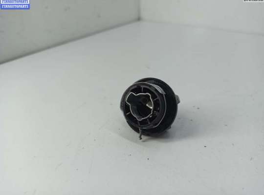 Патрон лампы указателя поворота MB1482985 на Mercedes A-Class W168 (1997-2004)