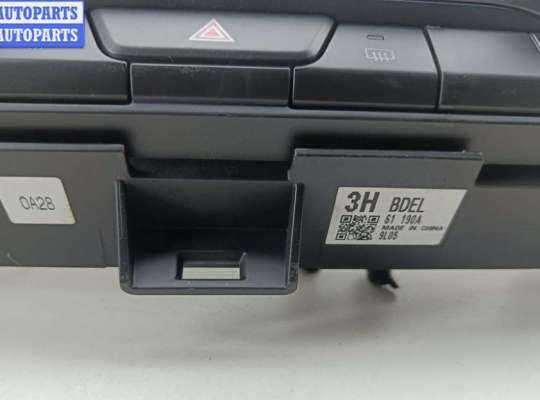 купить Переключатель отопителя на Mazda 3 (2018- ) BP