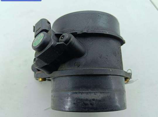 купить Расходомер (измеритель потока воздуха) на Mercedes C-Class W203 (2000-2006)