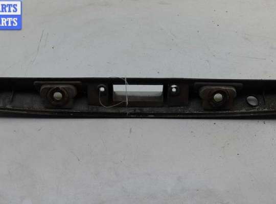 купить Накладка подсветки номера на Kia Sorento (2002-2009)