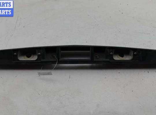 купить Накладка подсветки номера на Kia Sorento (2002-2009)