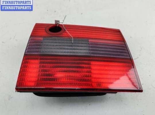 купить Фонарь крышки багажника правый на Volkswagen Passat B4