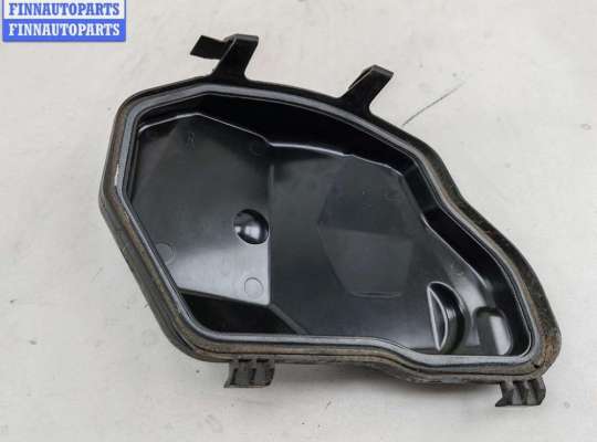 купить Крышка (заглушка) задняя фары правой на BMW 5 E60/E61 (2003-2010)