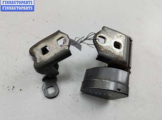 Петля двери задней левой RN1574130 на Renault Megane II (2002-2008)