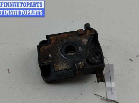 Замок капота на BMW 3 (E46)