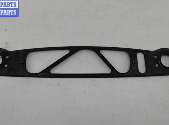 Рамка передняя (панель кузовная, телевизор) BM3592645 на BMW 3 E36 (1991-2000)