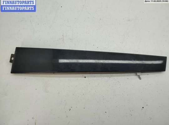Накладка двери задней правой VG2241707 на Volkswagen Passat B5