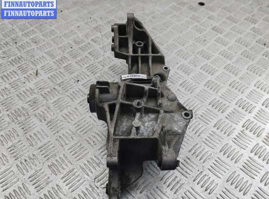 купить Кронштейн генератора на Audi A4 B5 (1994-2001)