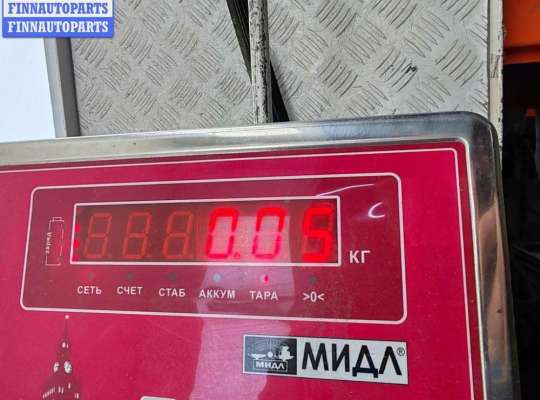 купить Кнопка стеклоподъемника заднего правого на Mitsubishi Carisma