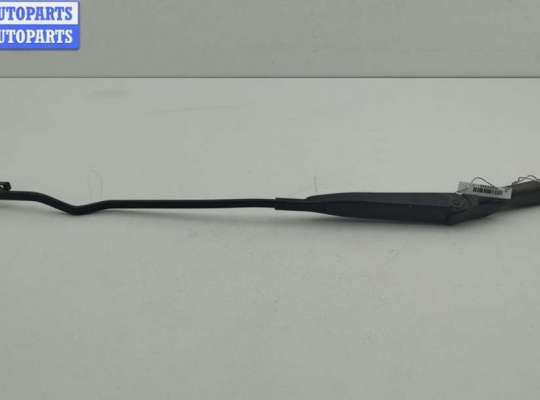 Щеткодержатель (поводок стеклоочистителя) передний OP2401126 на Opel Astra G (1998-2004)
