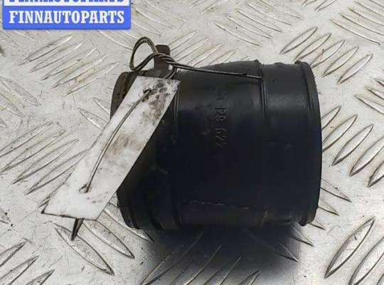 купить Патрубок интеркулера на Volkswagen Golf-4