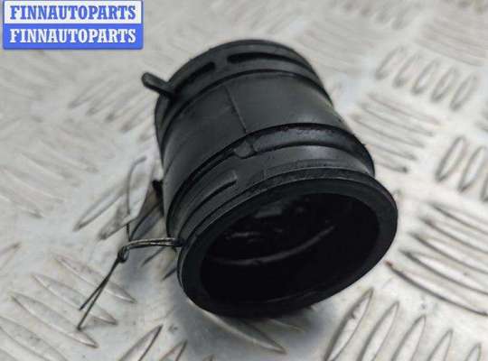 купить Патрубок интеркулера на Volkswagen Golf-4