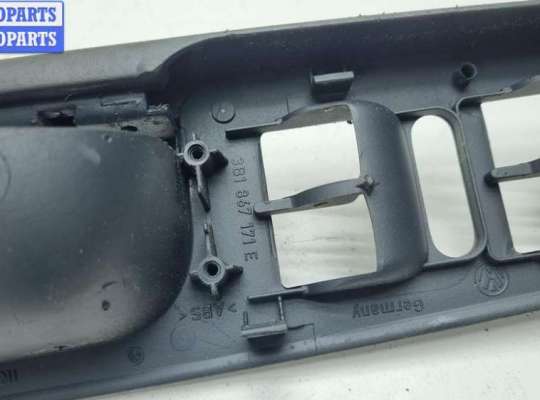 купить Ручка двери внутренняя передняя левая на Volkswagen Passat B5+ (GP)