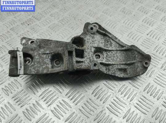 купить Кронштейн генератора на Renault Scenic II (2003-2009)