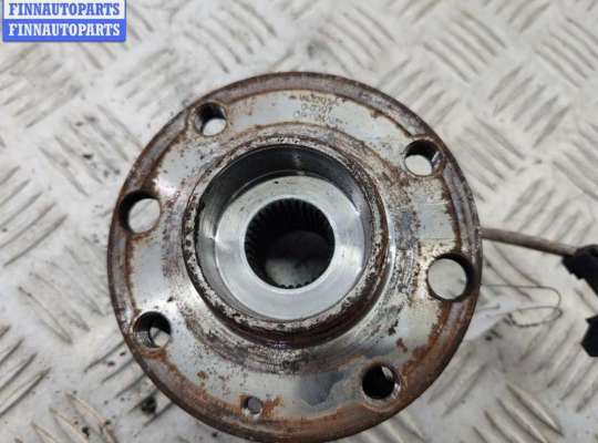 Ступица передняя левая OP2416745 на Opel Astra G (1998-2004)