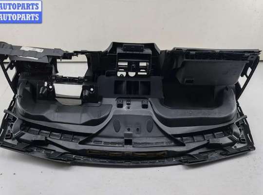 купить Панель приборная (торпедо) на Volkswagen Caddy (2004-2010)