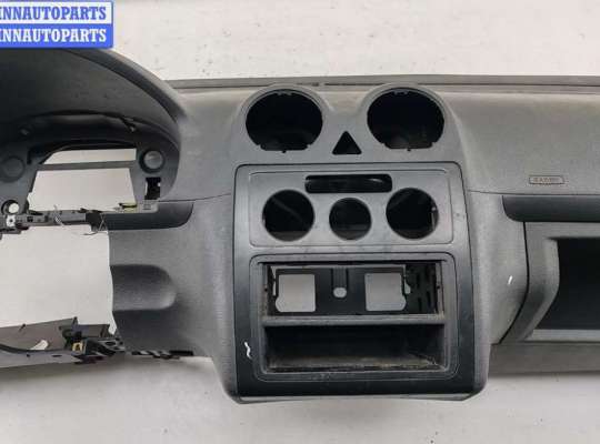 купить Панель приборная (торпедо) на Volkswagen Caddy (2004-2010)