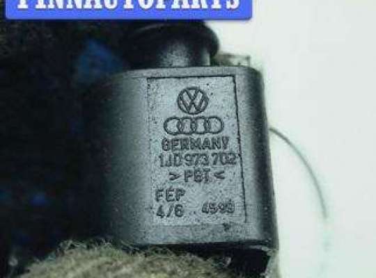 купить Разъем (фишка) проводки на Volkswagen Passat B6