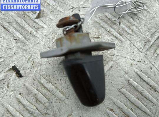 купить Форсунка омывателя фар на Mazda 6 (2002-2007) GG/GY