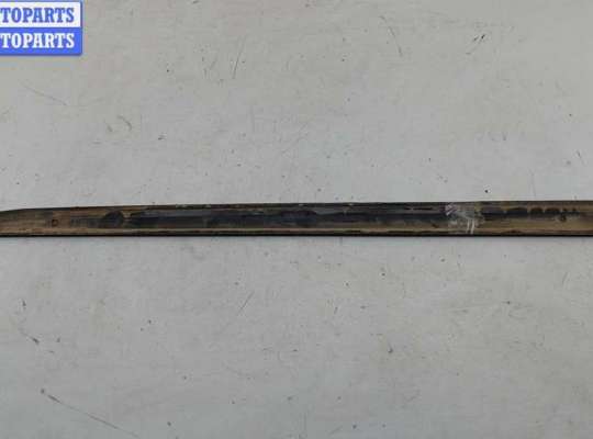 купить Молдинг двери передней правой на Opel Corsa D (2006-2014)