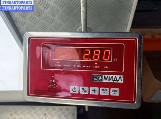 купить Обшивка двери передней правой (дверная карта) на Audi A6 C4 (1994-1997)