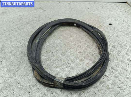 купить Уплотнитель двери задней левой на Mercedes Vito-2 / Viano W639 (2003-2014)