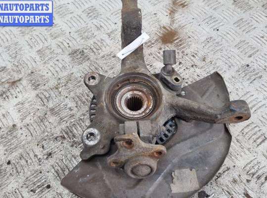 купить Ступица передняя правая на Volkswagen Passat B4