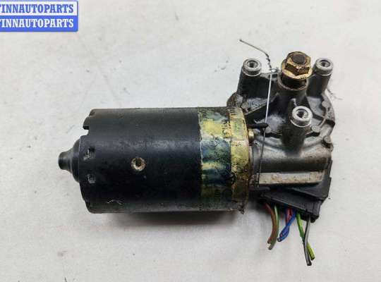 Купить Двигатель стеклоочистителя переднего (моторчик дворников) на Audi 100 C3 (1982-1991) Двигатель стеклоочистителя переднего (моторчик дворников) AU1693153 на Audi 100 C3 (1982-1991)