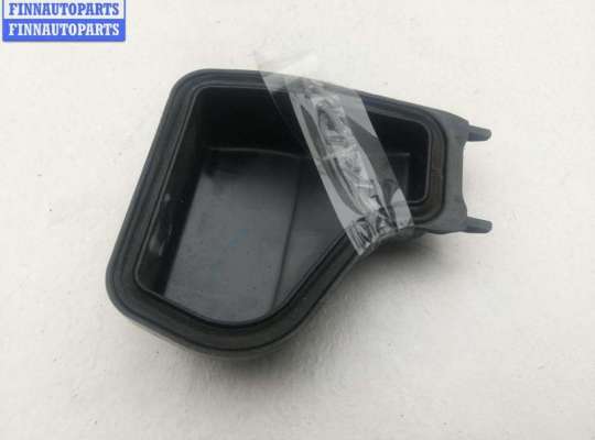 купить Крышка (заглушка) задняя фары правой на Audi A4 B6 (2001-2004)