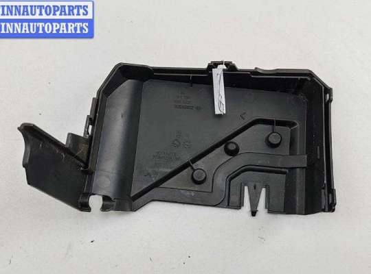 купить Корпус блока предохранителей на Renault Scenic II (2003-2009)