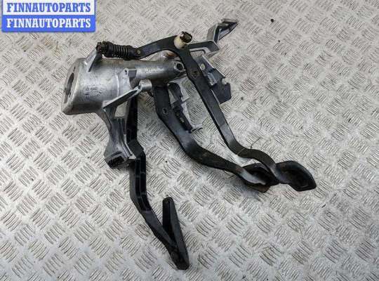 купить Узел педальный на Audi 80 B4 (1991-1996)