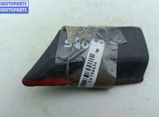 купить Молдинг крыла переднего правого на Volkswagen Golf-3