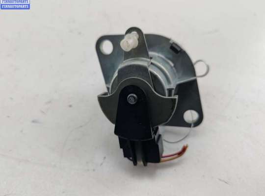 Личинка крышки багажника на BMW 5 (E39)