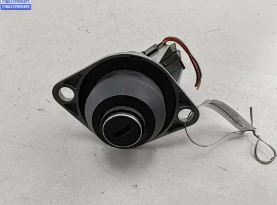 Личинка крышки багажника на BMW 5 (E39)