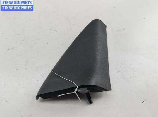 купить Накладка на зеркало правое на Volkswagen Passat B3