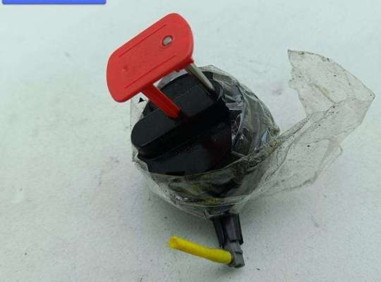 купить Активатор (привод) замка лючка бака на Mercedes E-Class W210 (1995-2002)