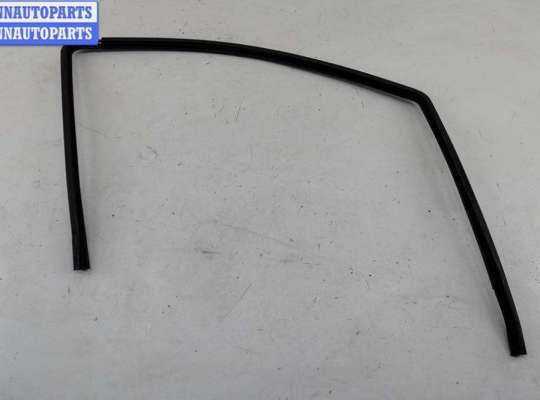 купить Уплотнитель двери передней правой на Ford Galaxy (2000-2006)