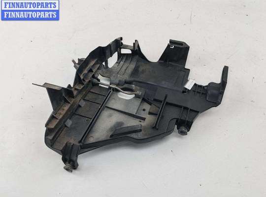 купить Крепление фары левой на Volkswagen Touareg