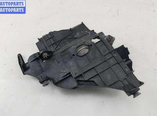 купить Крепление фары левой на Volkswagen Touareg