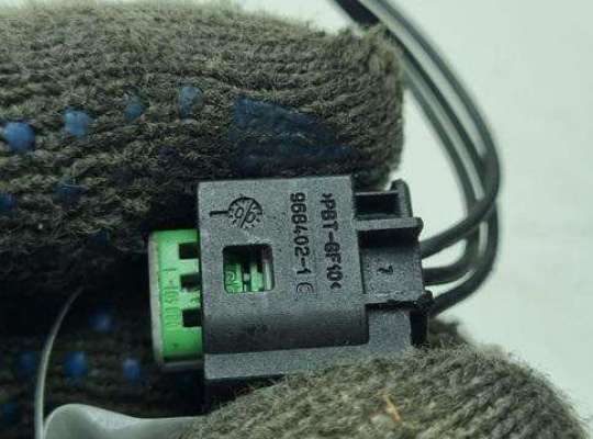 купить Разъем (фишка) проводки на Volkswagen Golf-4