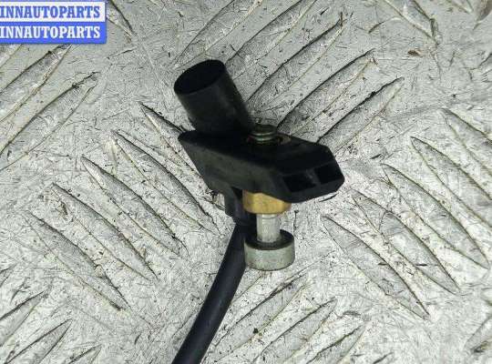 купить Датчик положения коленвала на Volkswagen Passat B6