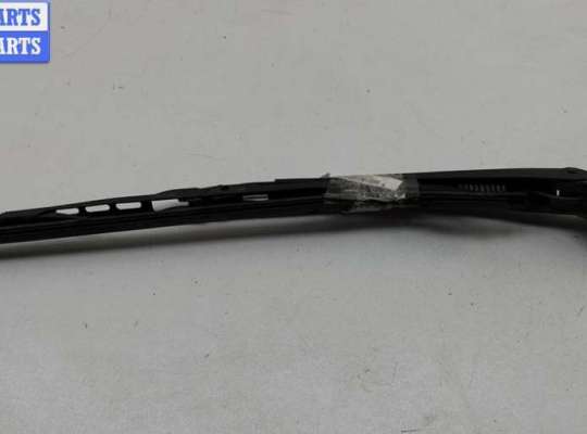 купить Щеткодержатель (поводок стеклоочистителя) задний на Audi A3 8L (1996-2003)